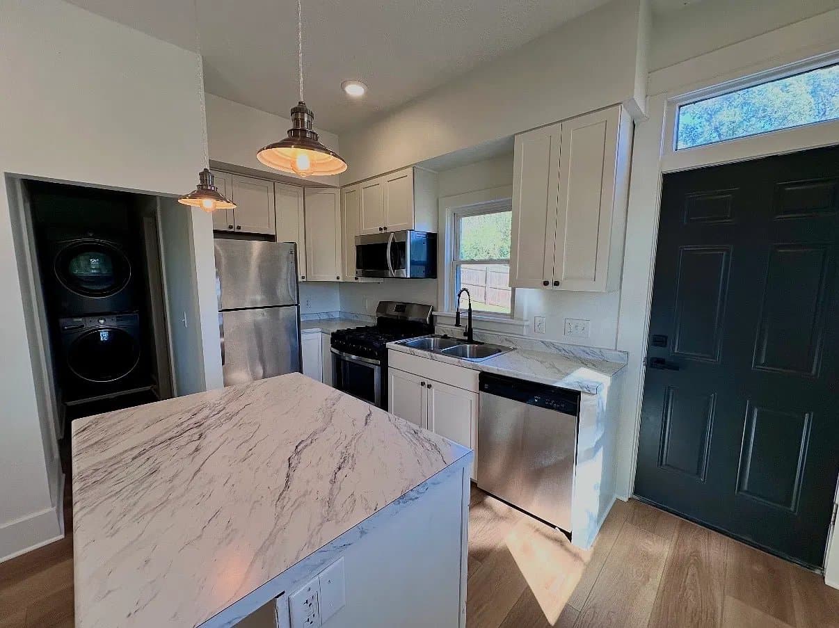 Omaha House: 3077 S 16th St