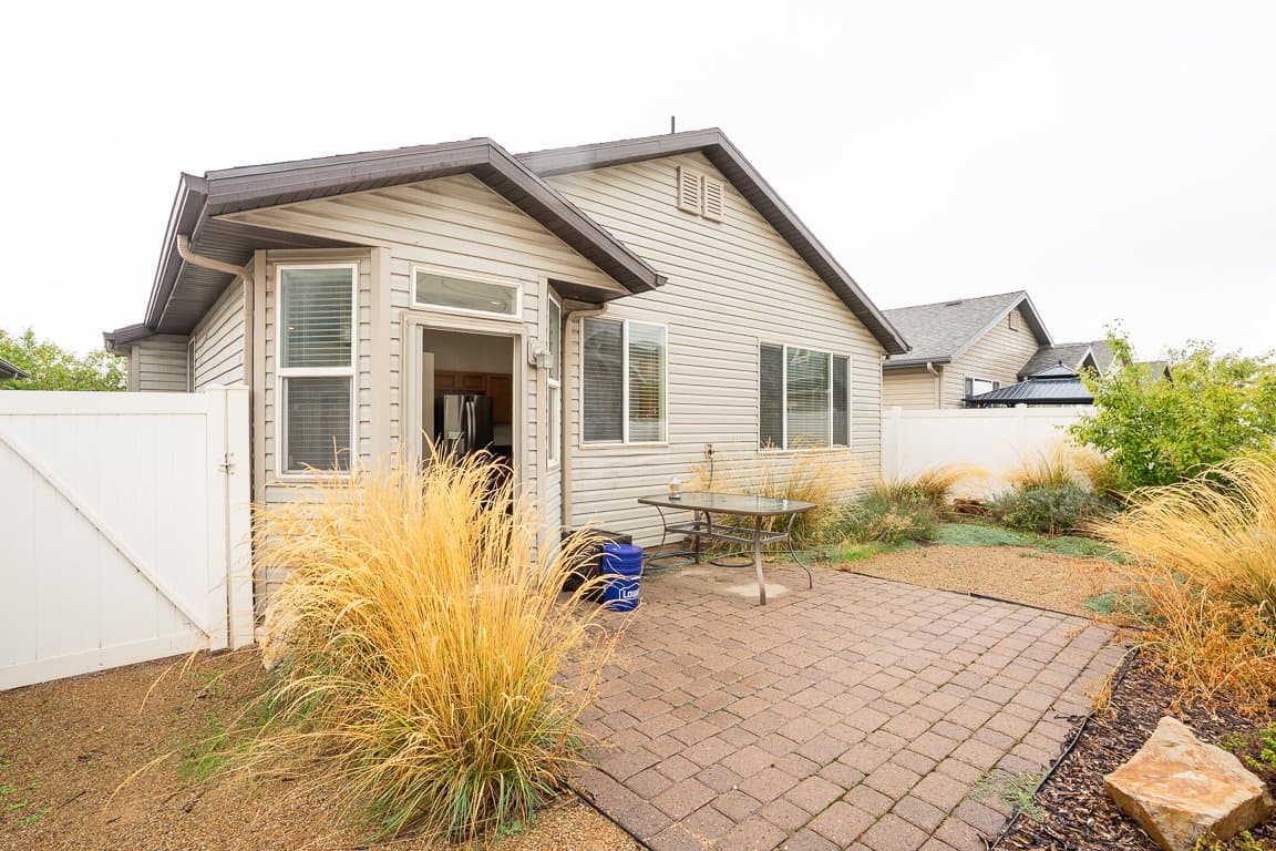 North Salt Lake House: 1130 York Dr