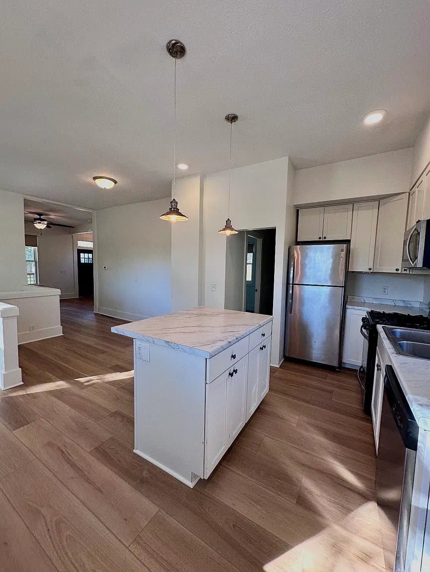 Omaha House: 3077 S 16th St