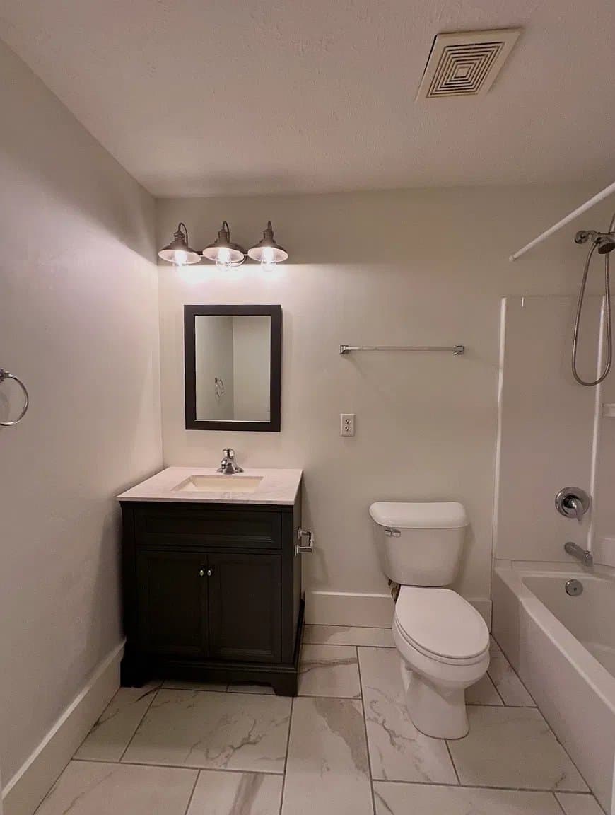 Omaha House: 3077 S 16th St