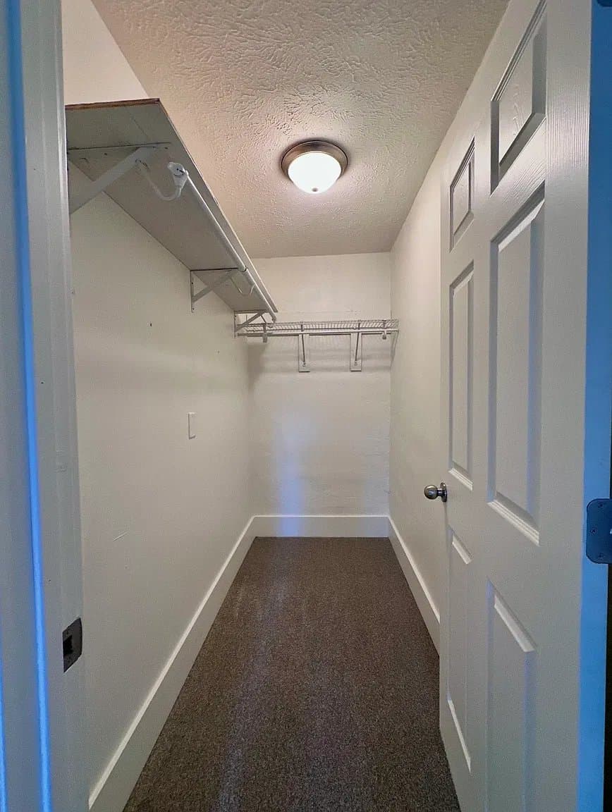 Omaha House: 3077 S 16th St