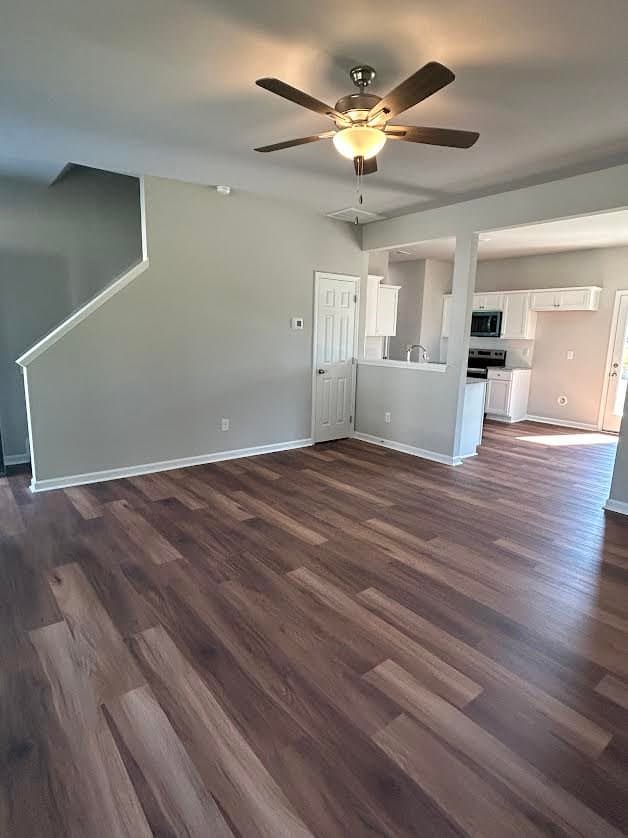 Goldsboro House: 102 Windemere Ln