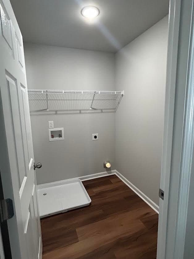 Goldsboro House: 102 Windemere Ln