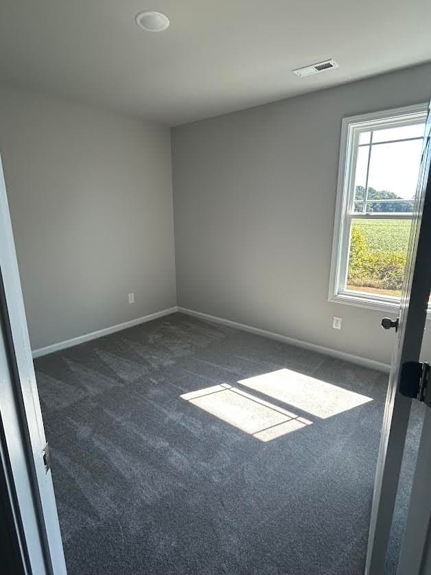 Goldsboro House: 102 Windemere Ln