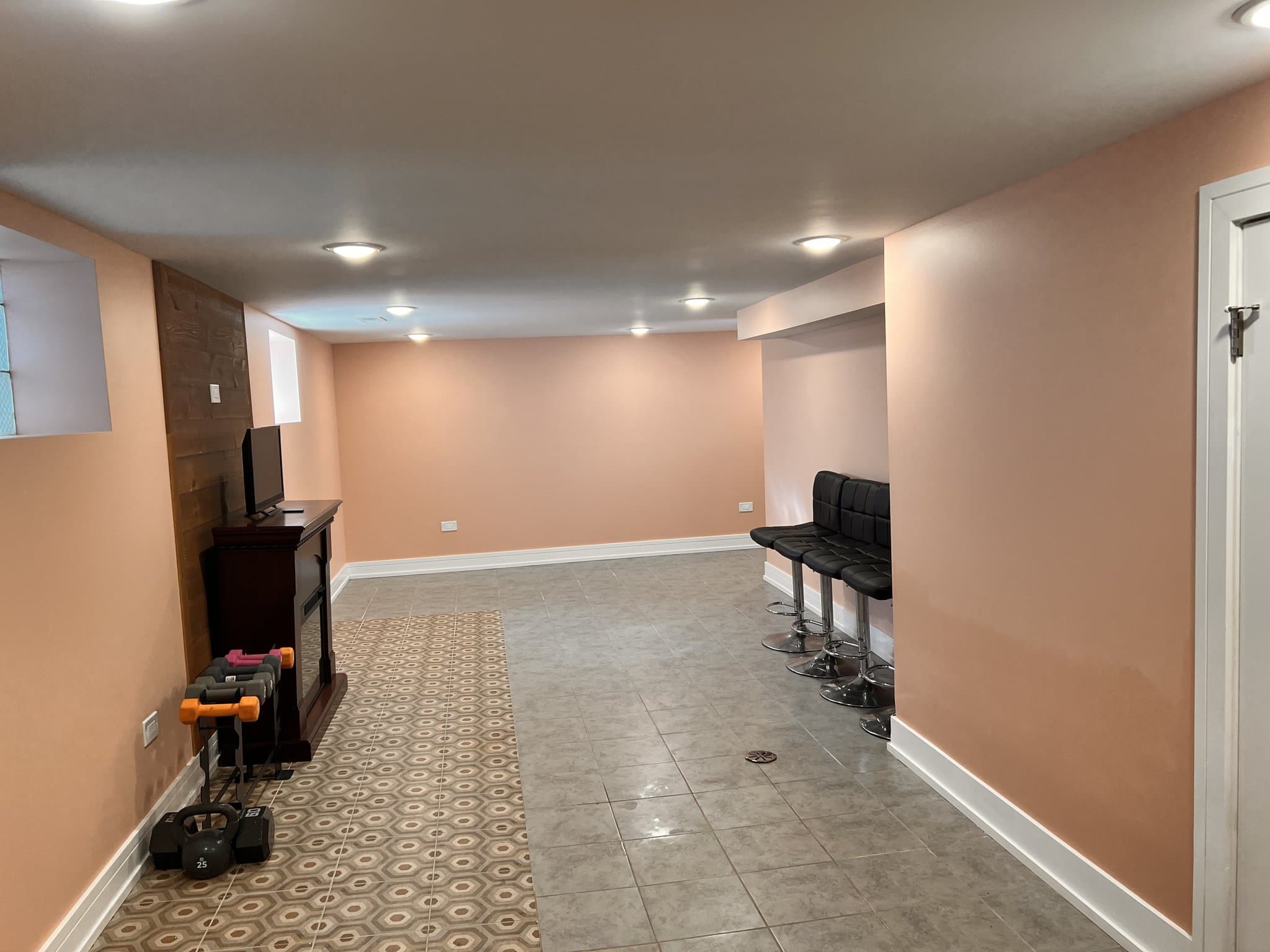 Chicago House: 1232 W 101st Pl
