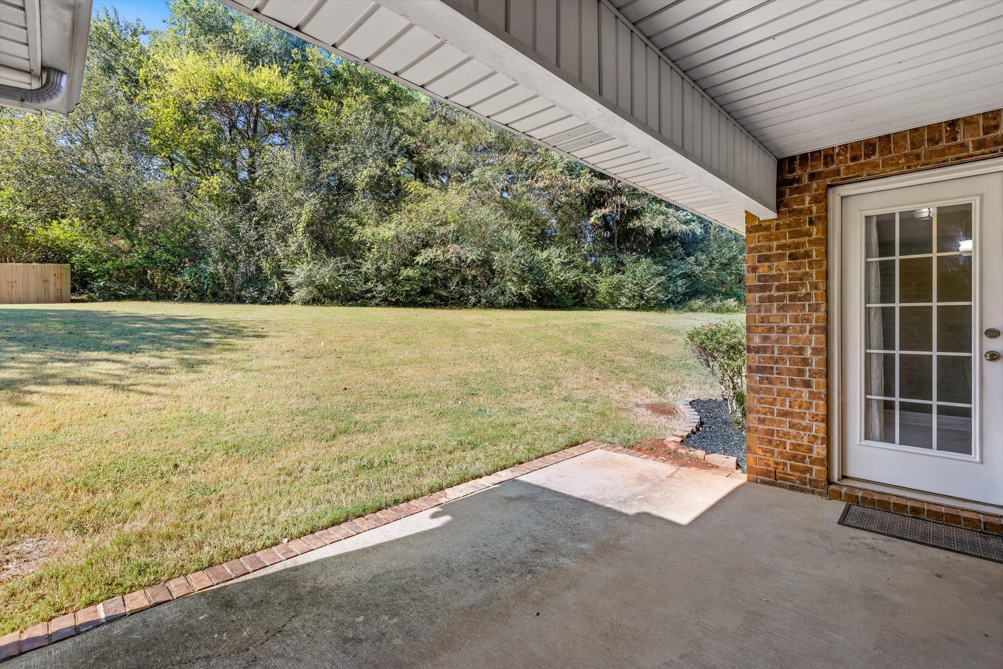 Madison House: 143 Potters Wheel NW