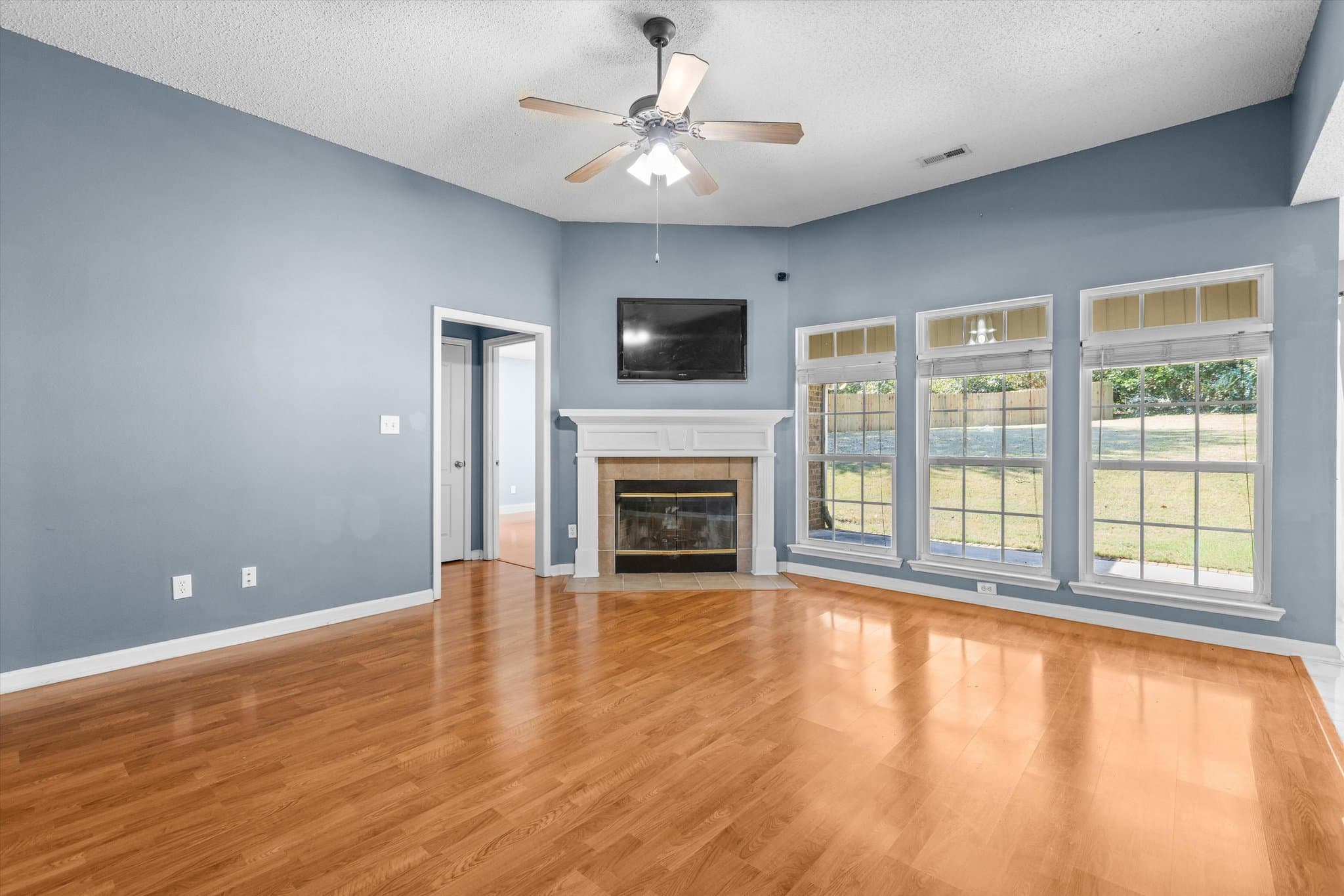 Madison House: 143 Potters Wheel NW