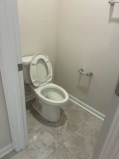 Charlotte House: 16029 Duval Drive