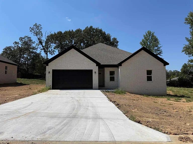 Austin House: 531 Madeleine Cir