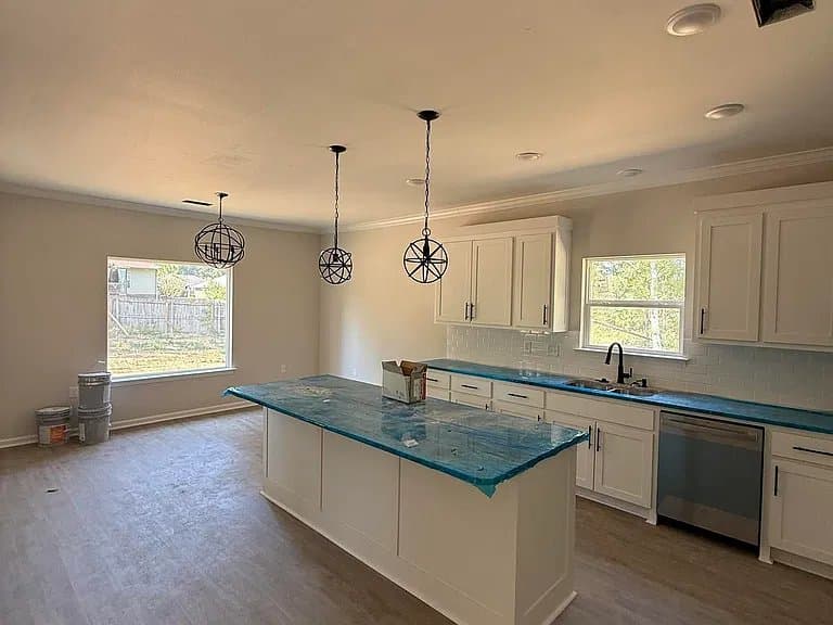 Austin House: 531 Madeleine Cir