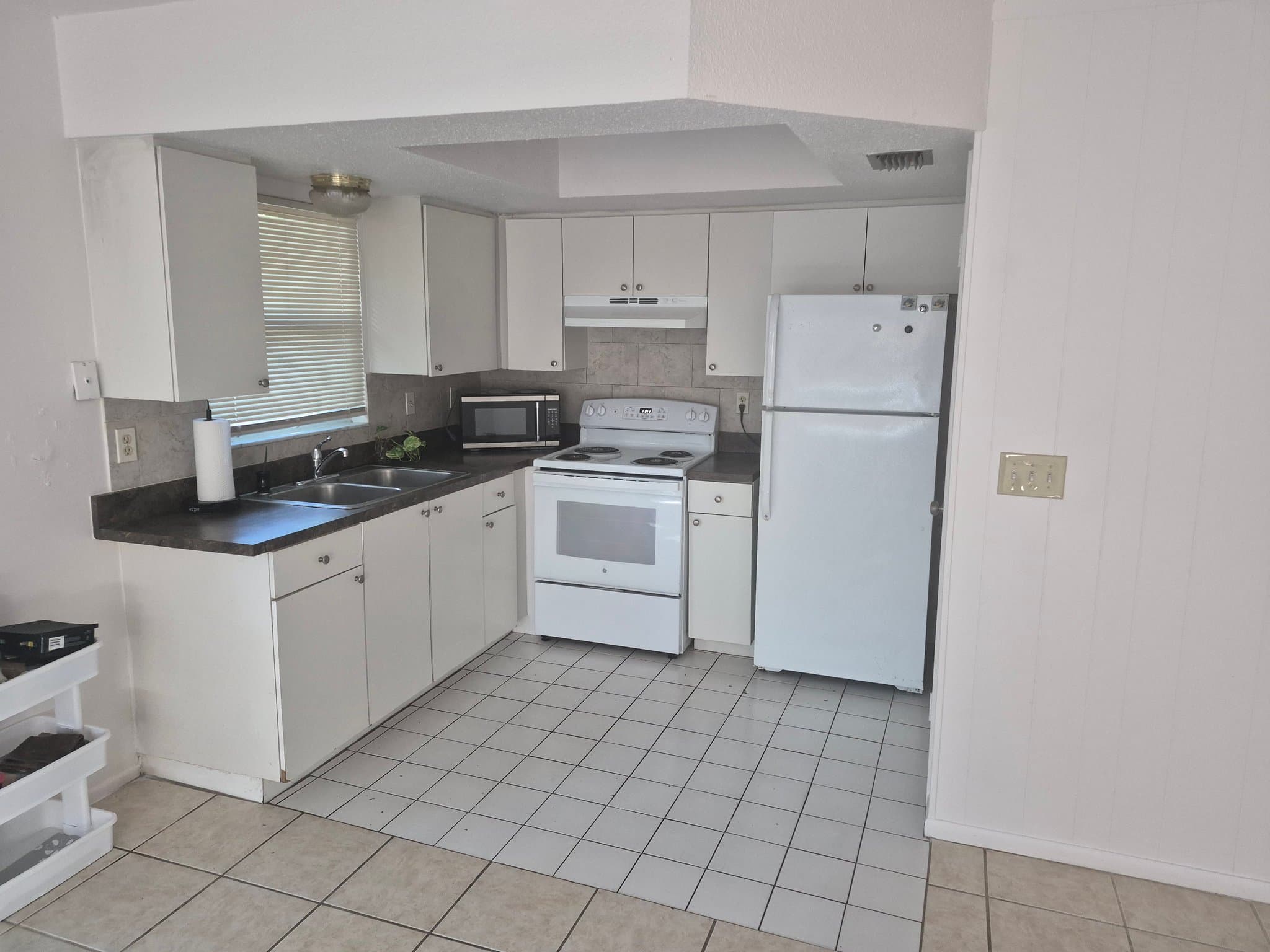 Bradenton House: 2304 Flamingo Blvd