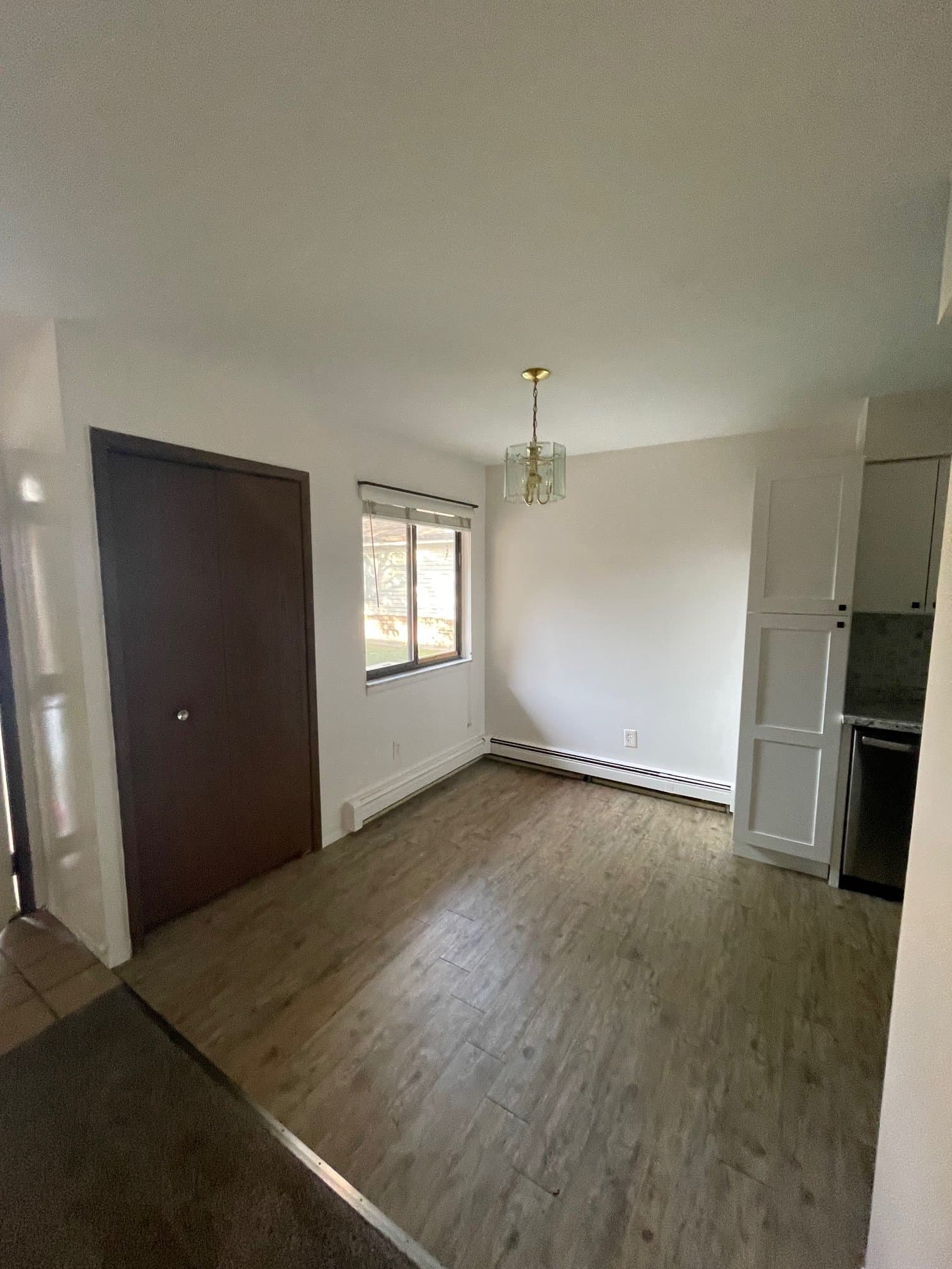 Roseville Condo: 30010 Utica Rd