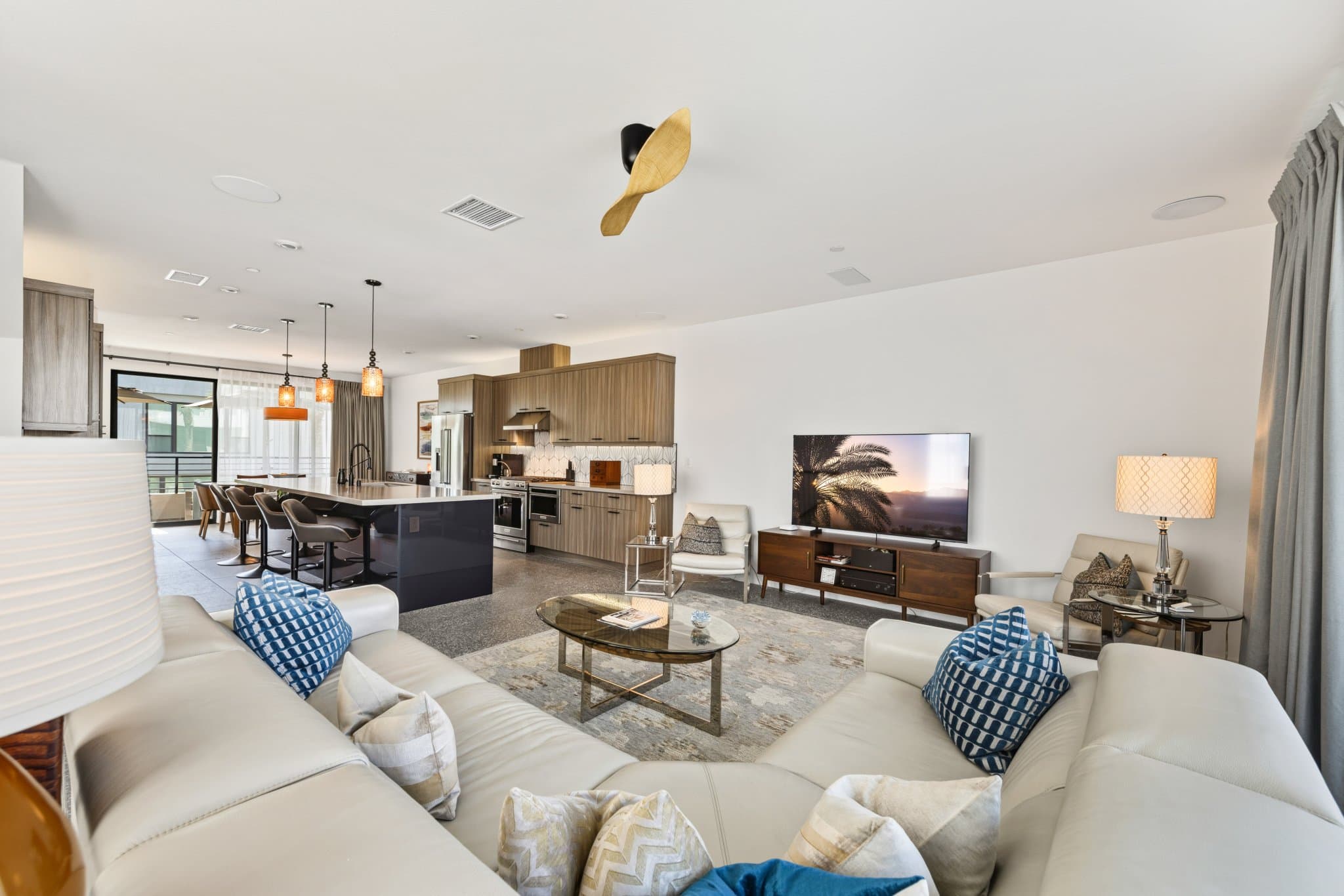 Palm Springs Condo: 377 Huddle Springs Way