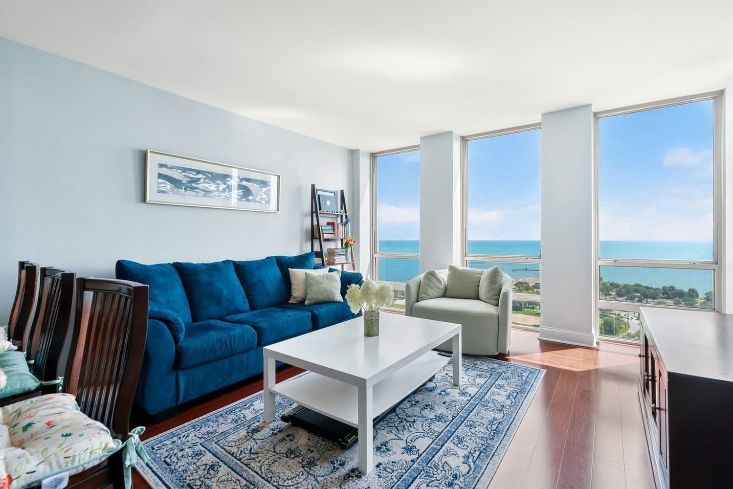 Chicago Condo: 1660 N La Salle Dr