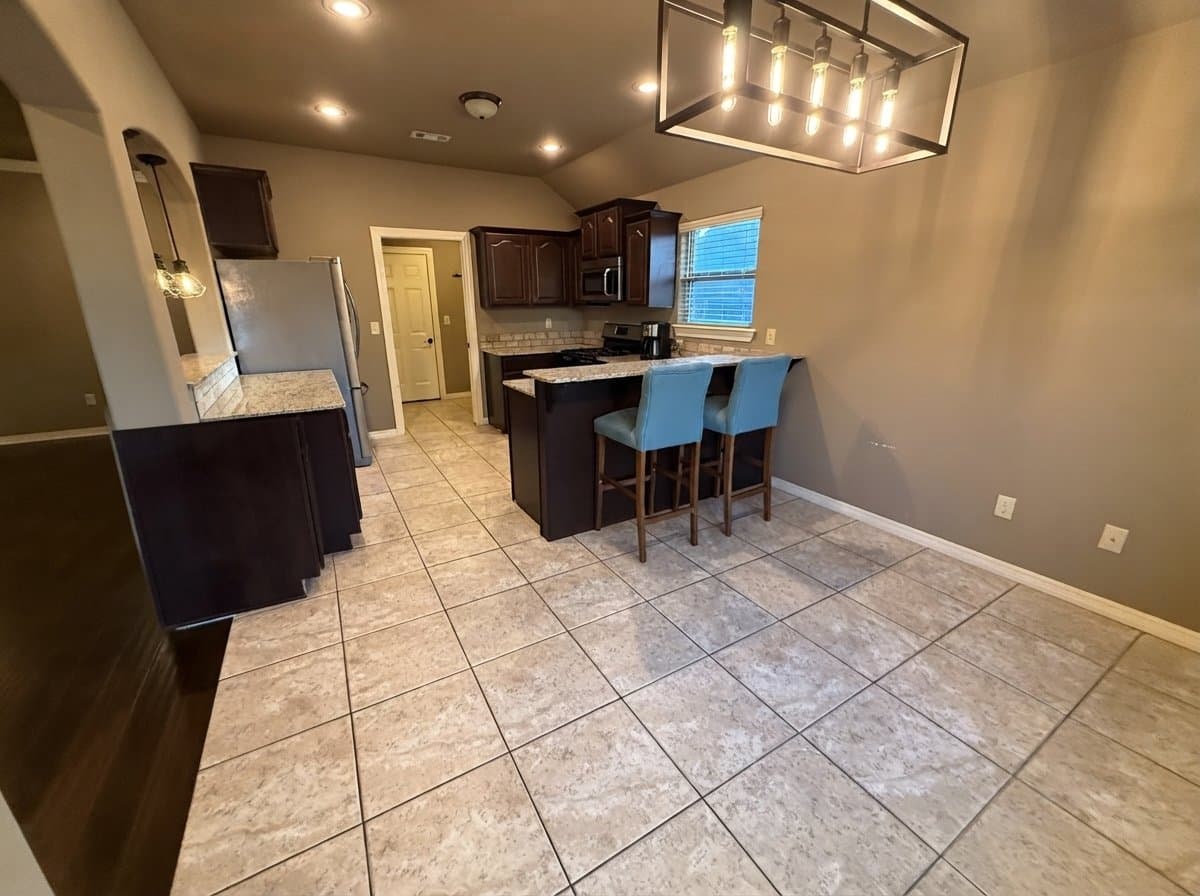 Fayetteville House: 2977 W Miramar Dr