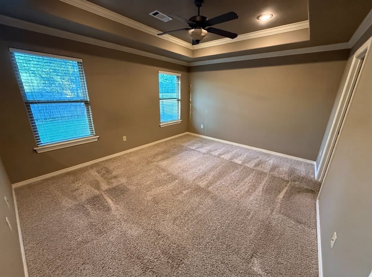 Fayetteville House: 2977 W Miramar Dr