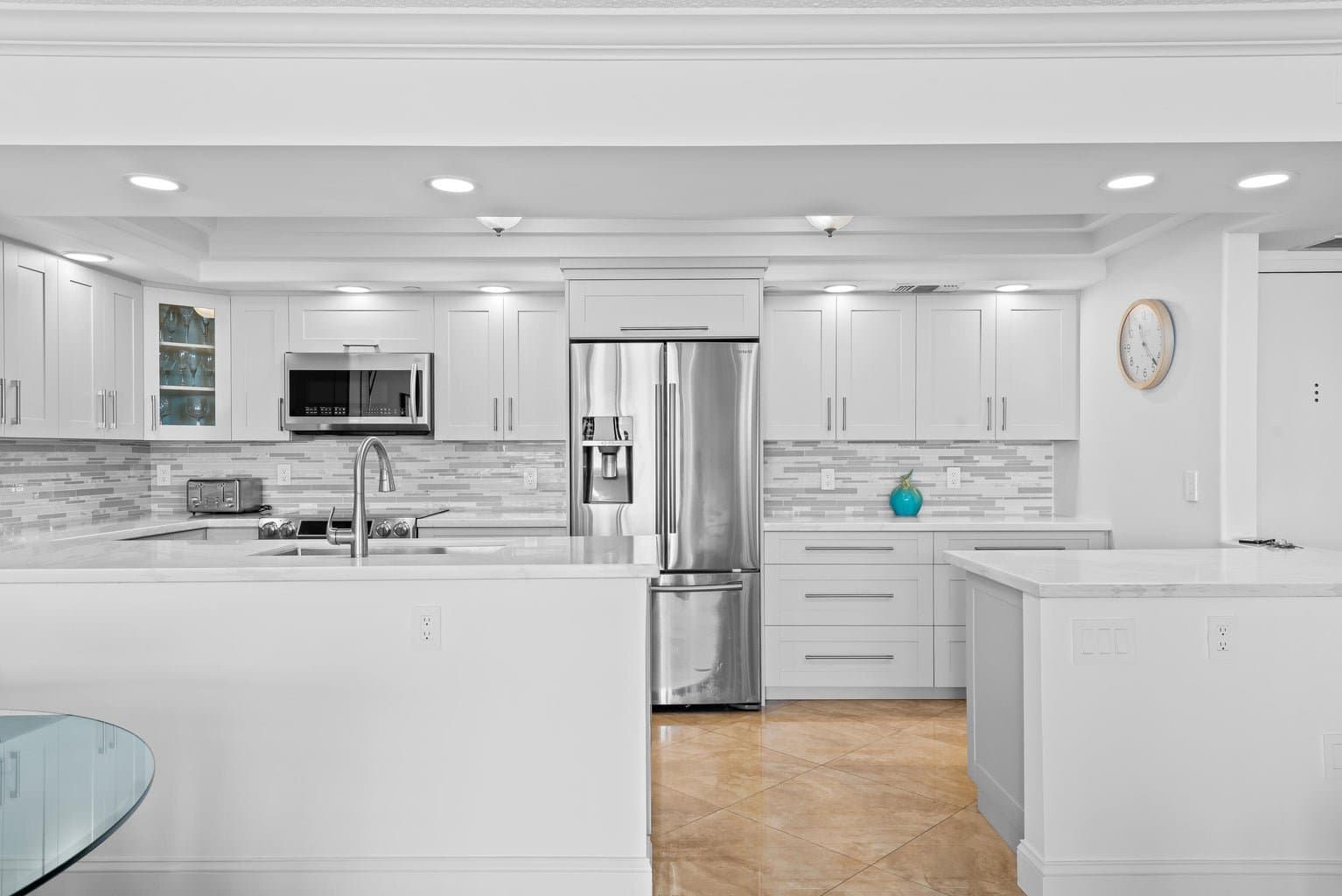 Highland Bch Condo: 3009 S Ocean Blvd
