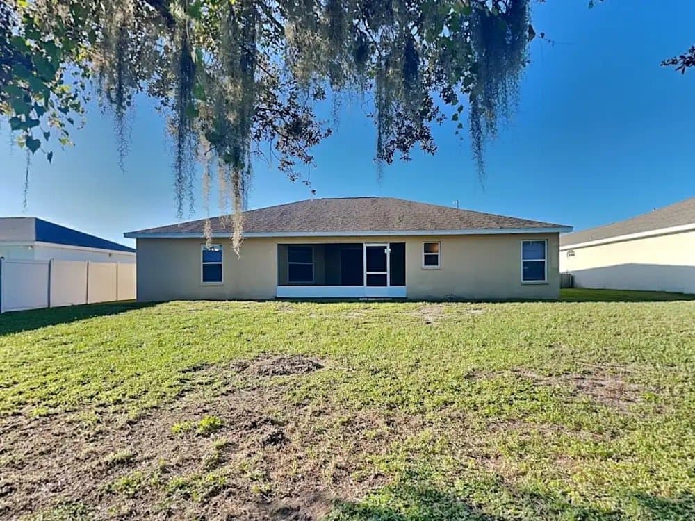 Winter Haven House: 914 Summer Glen Dr