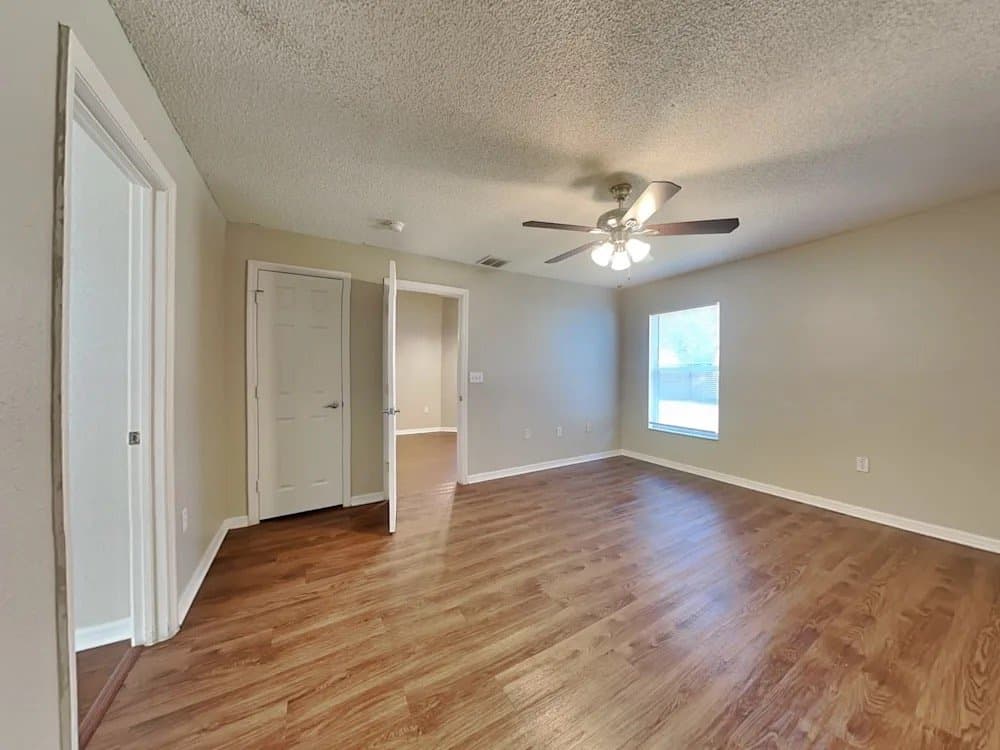 Winter Haven House: 914 Summer Glen Dr