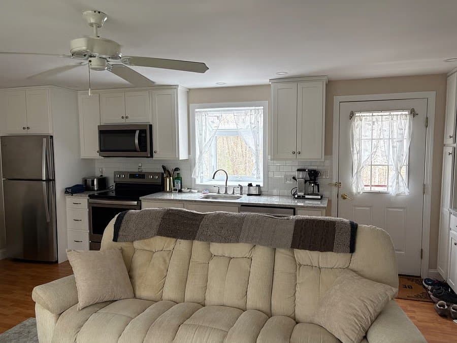 Kennebunk Apartment: 24 Lockwood Dr