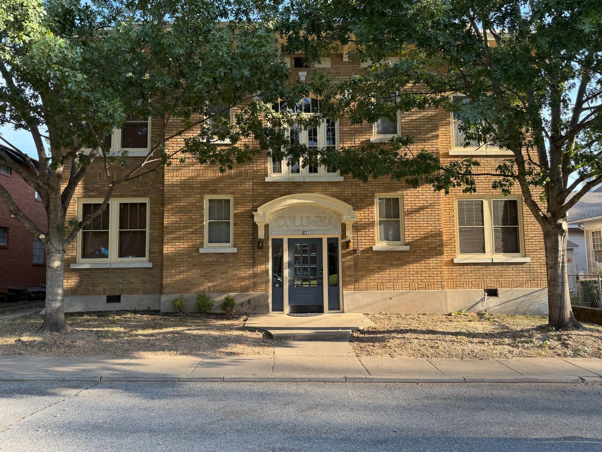 Little Rock Apartment: 616 E 7th St