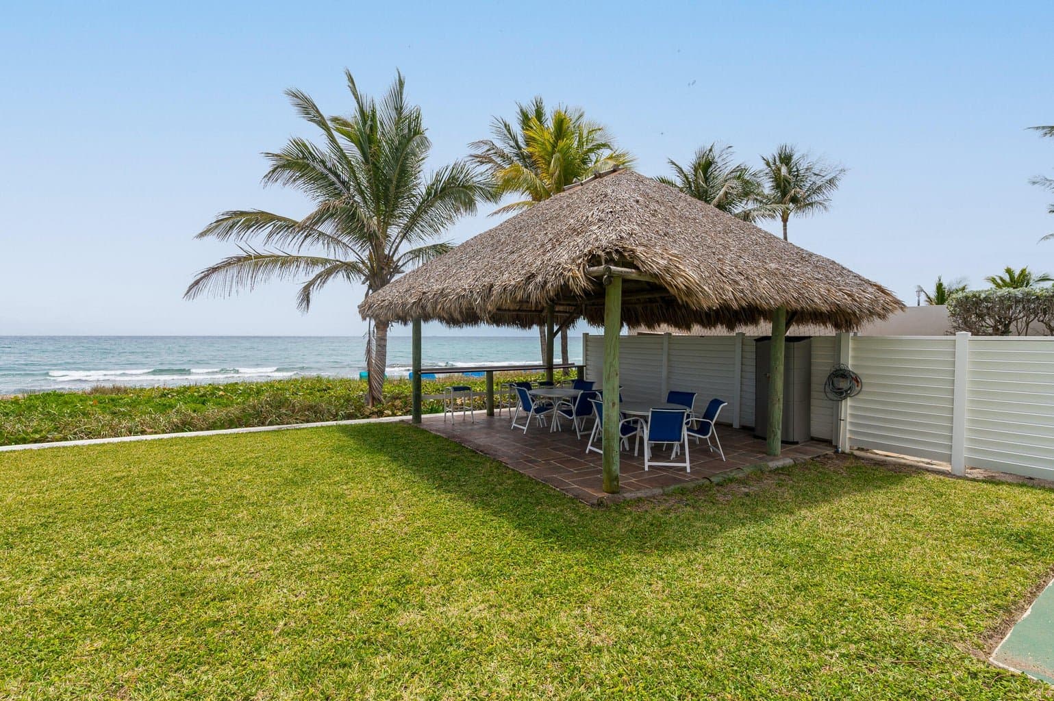 Highland Bch Condo: 2909 S Ocean Blvd