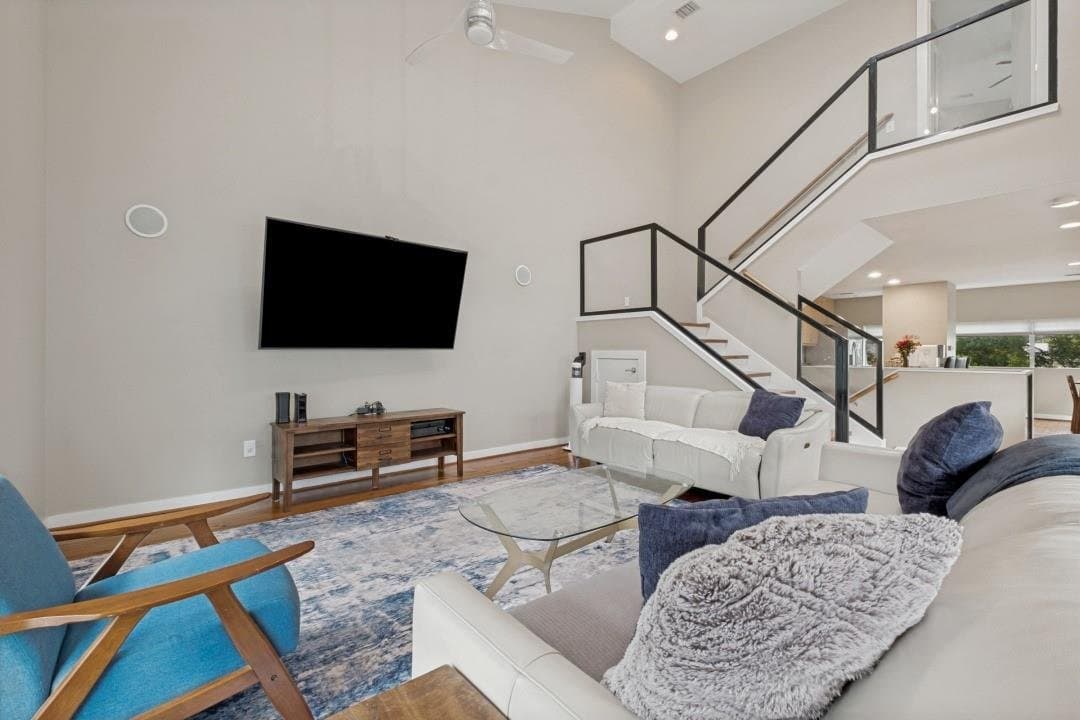 Dallas Townhome: 1211 Urban Lofts Drive