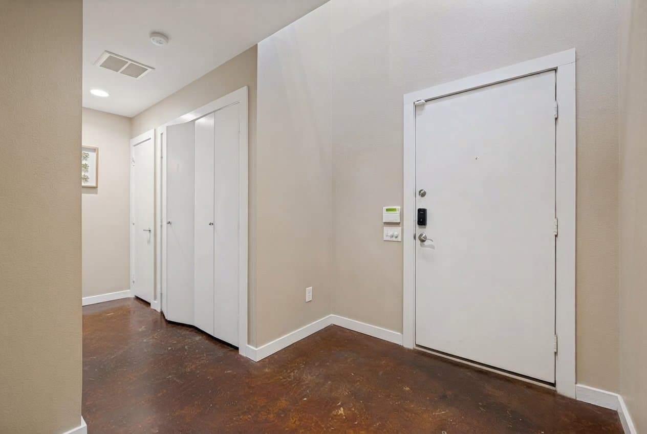 Dallas Townhome: 1211 Urban Lofts Drive
