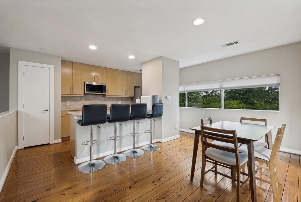 Dallas Townhome: 1211 Urban Lofts Drive