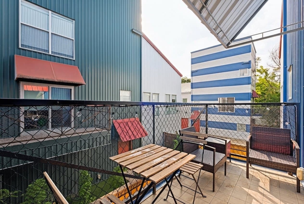 Dallas Townhome: 1211 Urban Lofts Drive