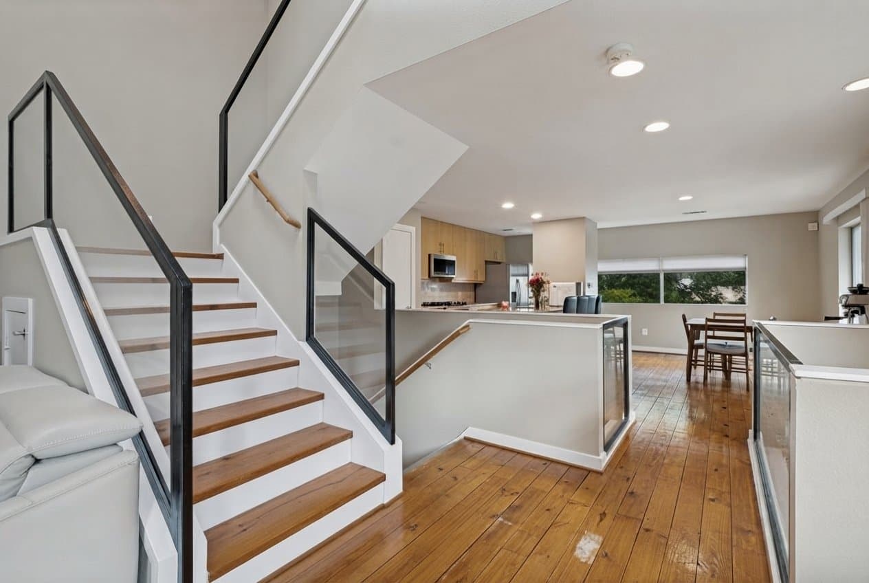 Dallas Townhome: 1211 Urban Lofts Drive