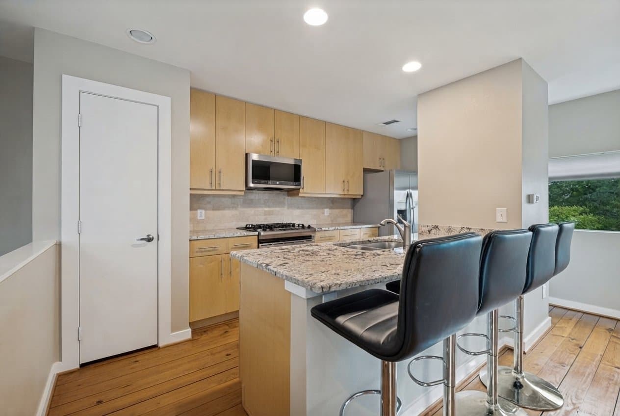Dallas Townhome: 1211 Urban Lofts Drive