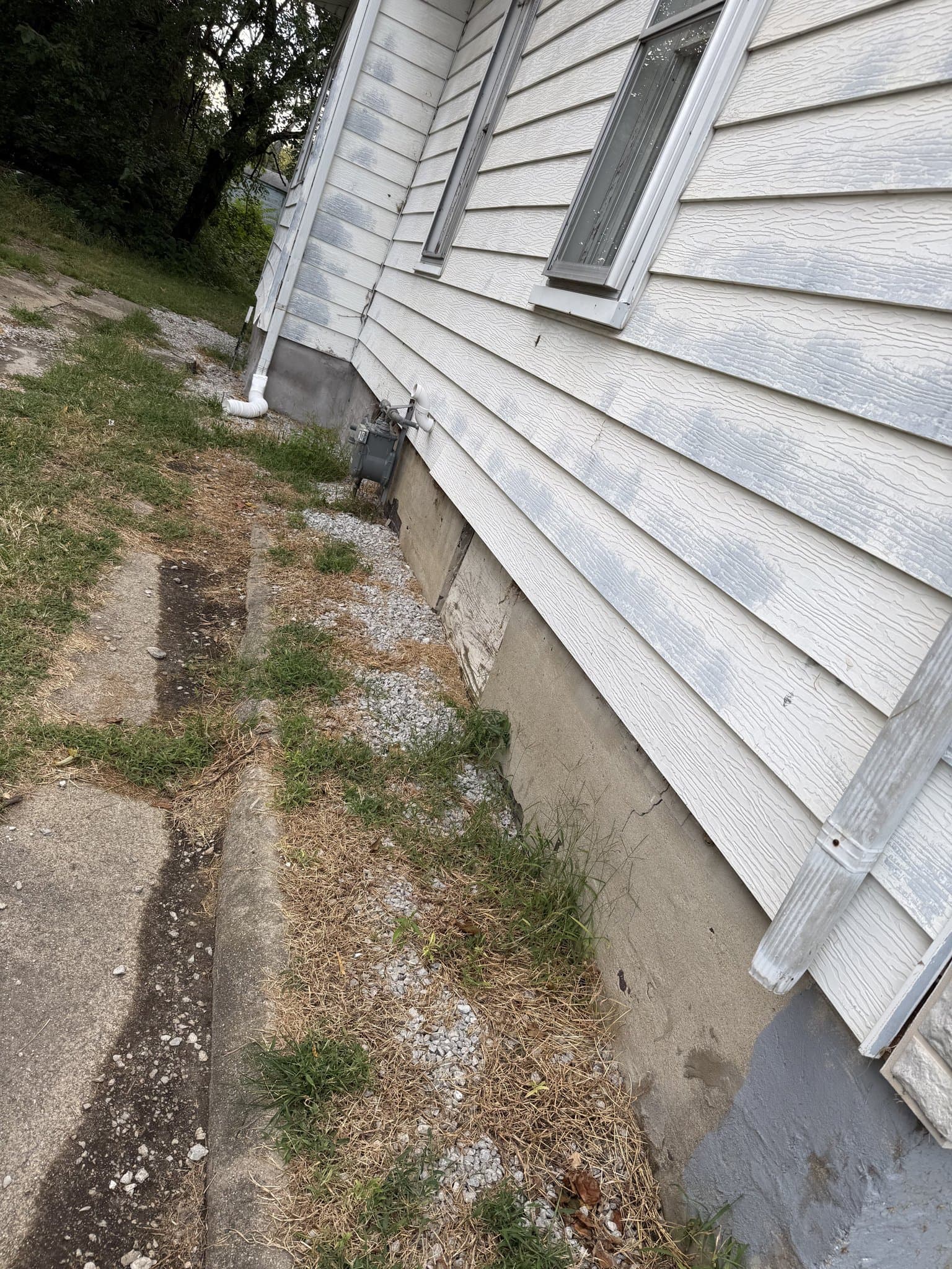 Decatur House: 945 S Maffit St