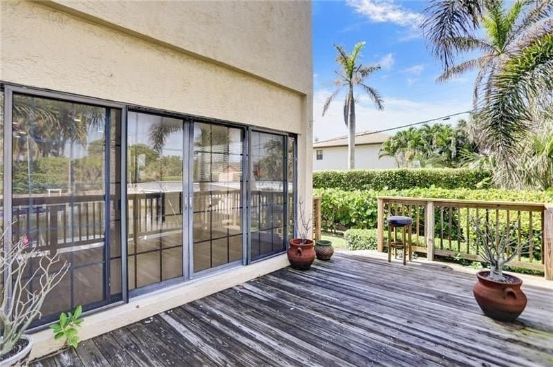 Highland Bch Townhome: 4300 S Ocean Blvd