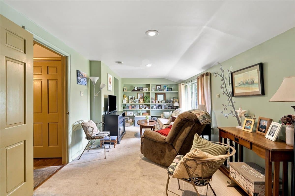 East Stroudsburg House: 186 Washington St