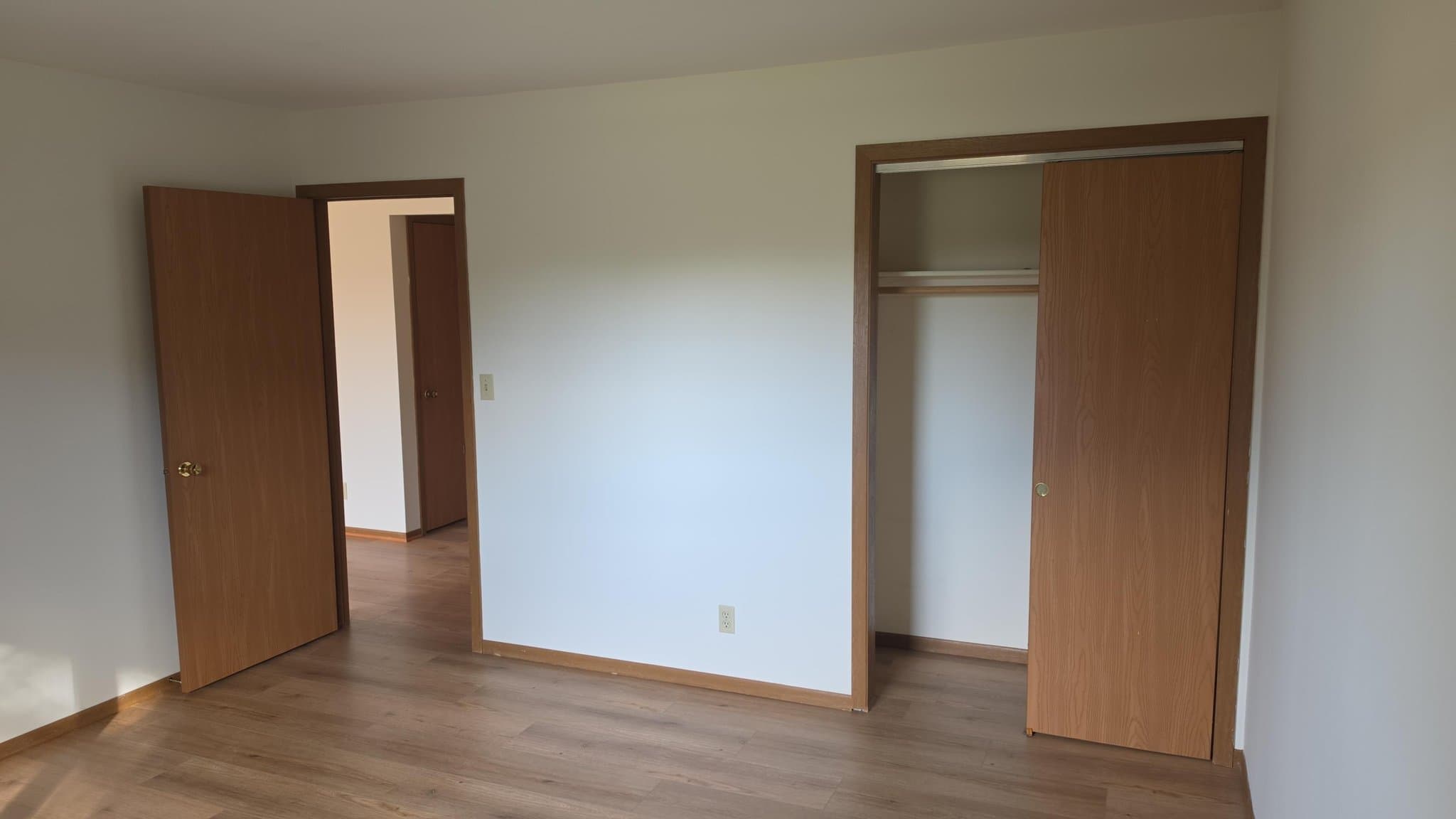 Elkhorn Apartment: 621 N Lincoln St