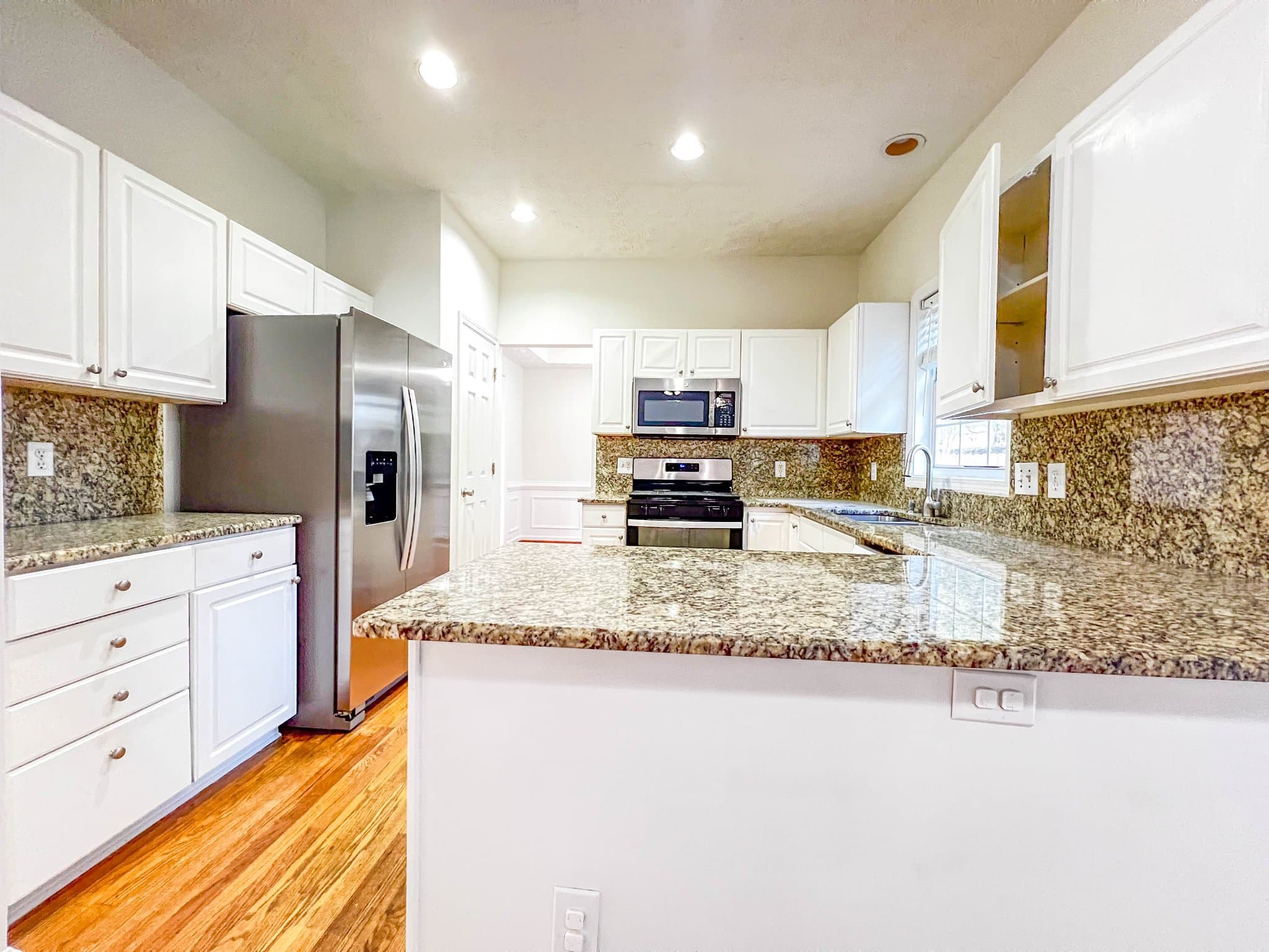 Duluth House: 4035 River Green Parkway