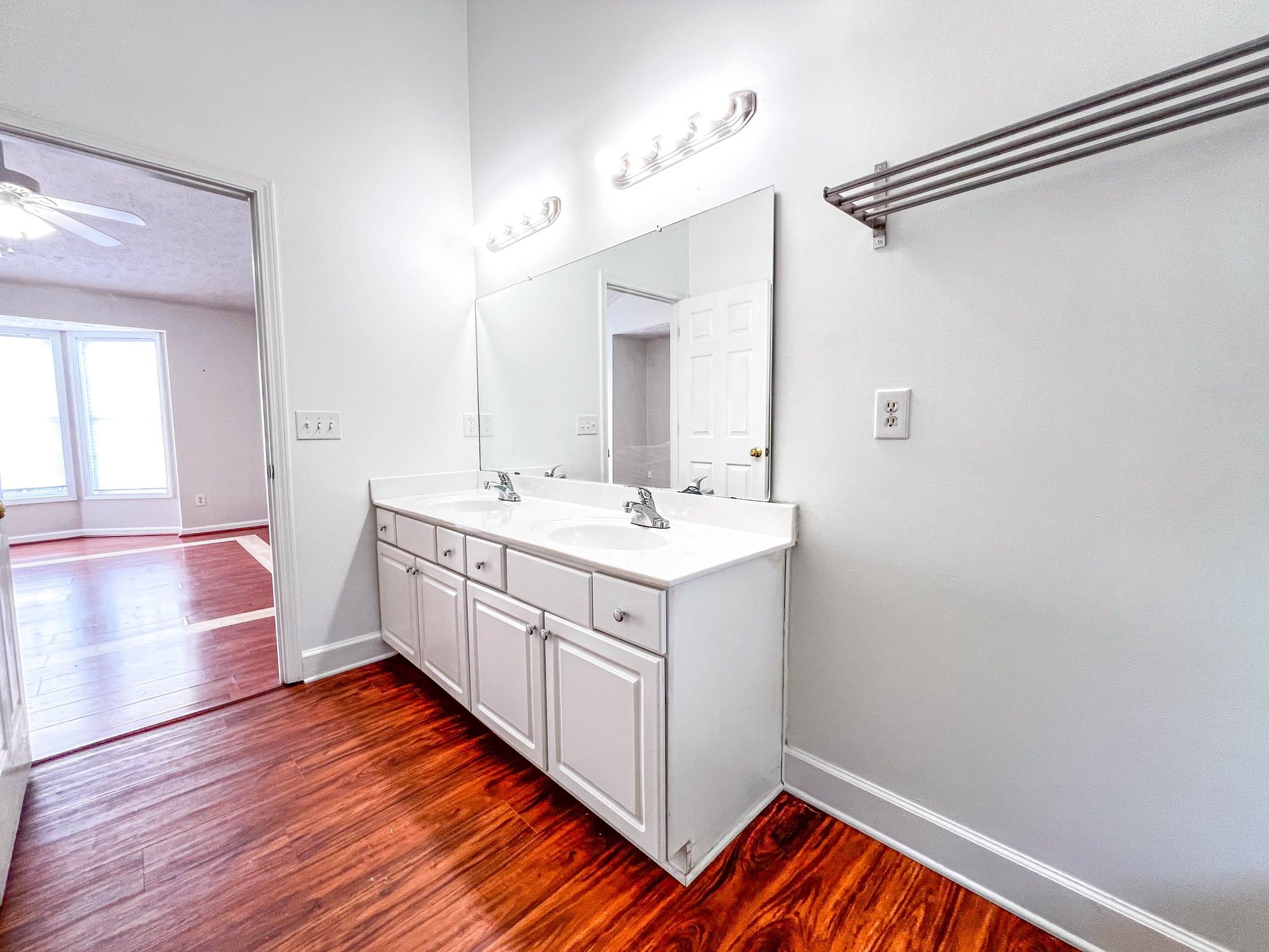 Duluth House: 4035 River Green Parkway