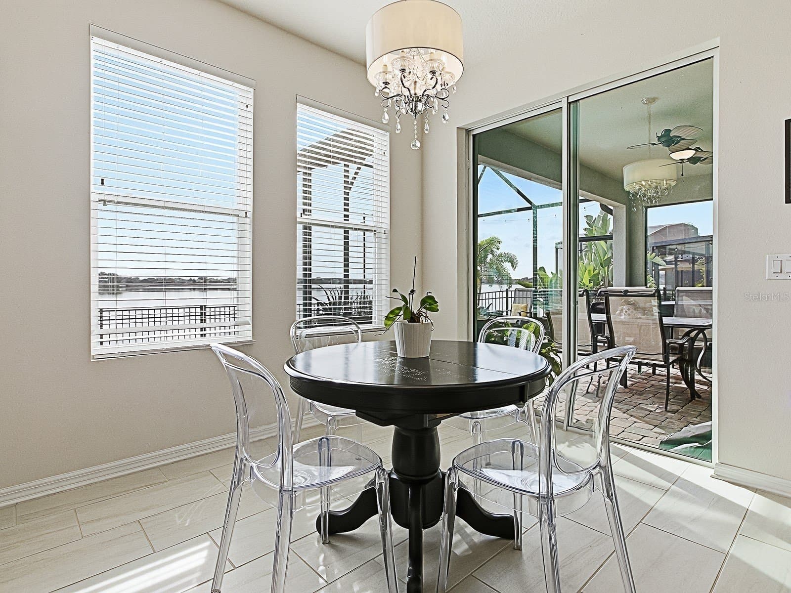Groveland House: 417 Blue Cypress Dr