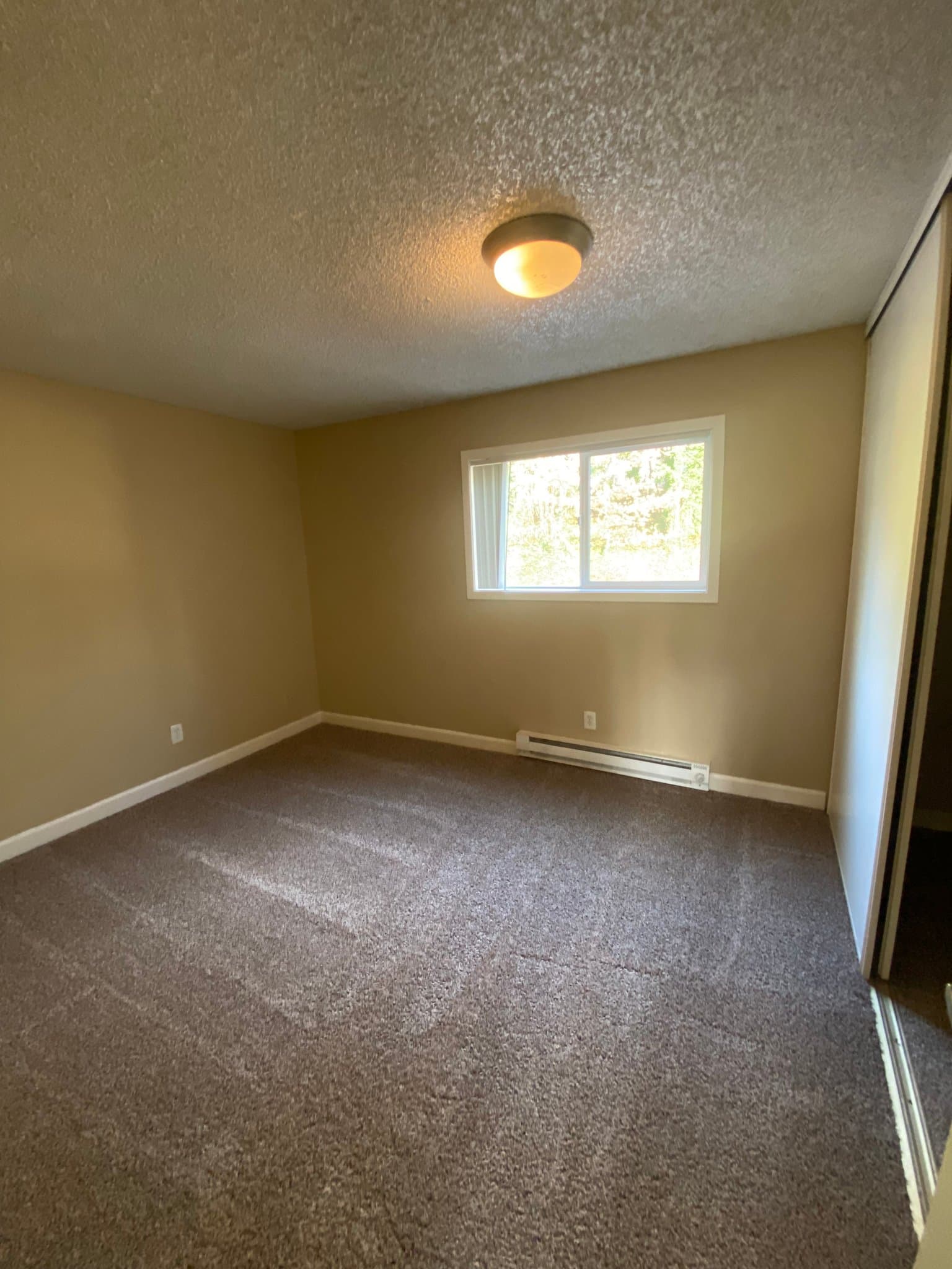 Portland Apartment: 8585 SW Canyon Ln