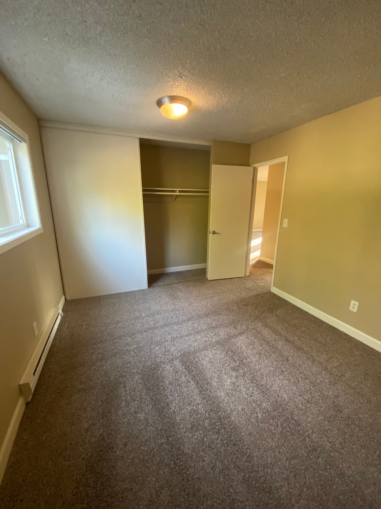 Portland Apartment: 8585 SW Canyon Ln