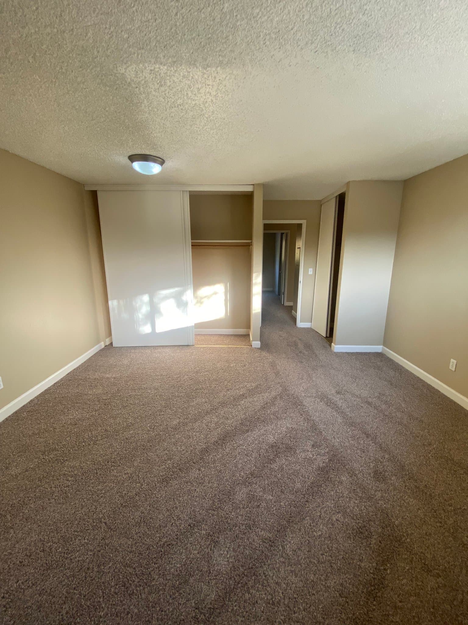 Portland Apartment: 8585 SW Canyon Ln