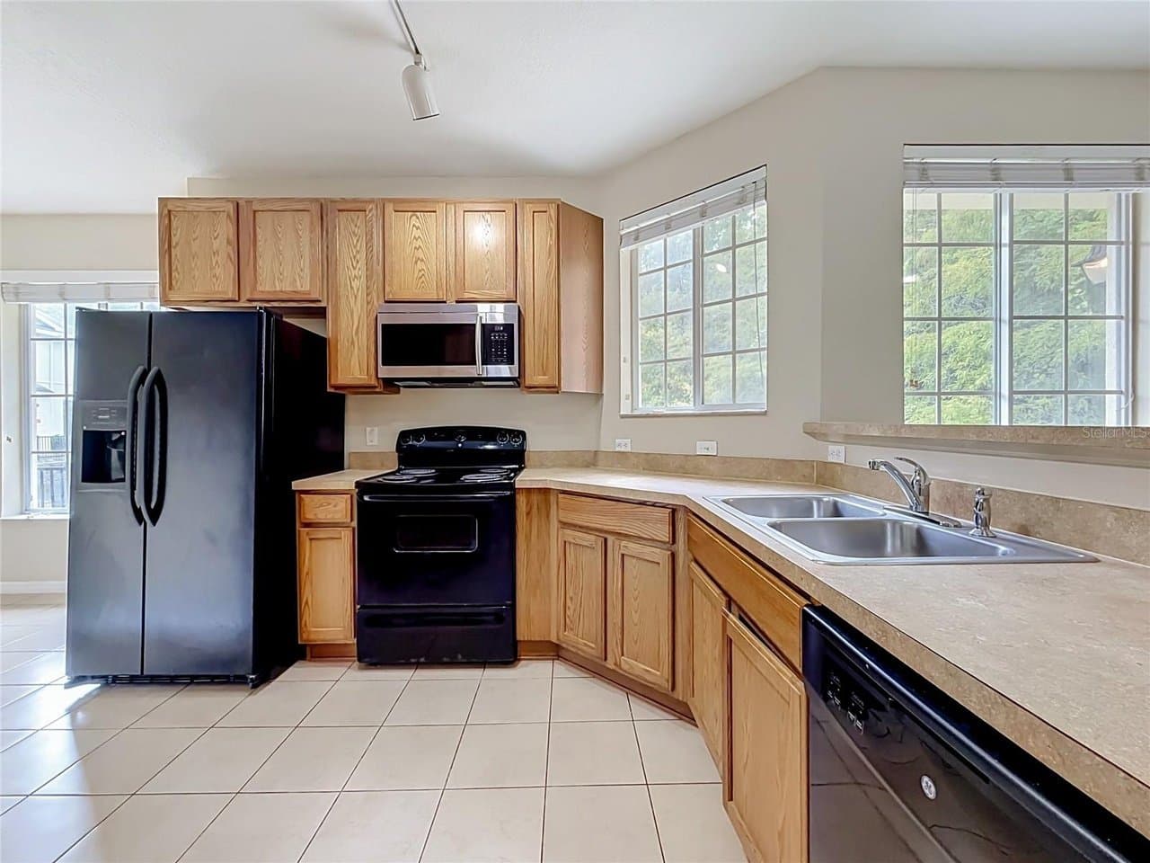 Orlando Townhome: 10703 Regent Square Dr