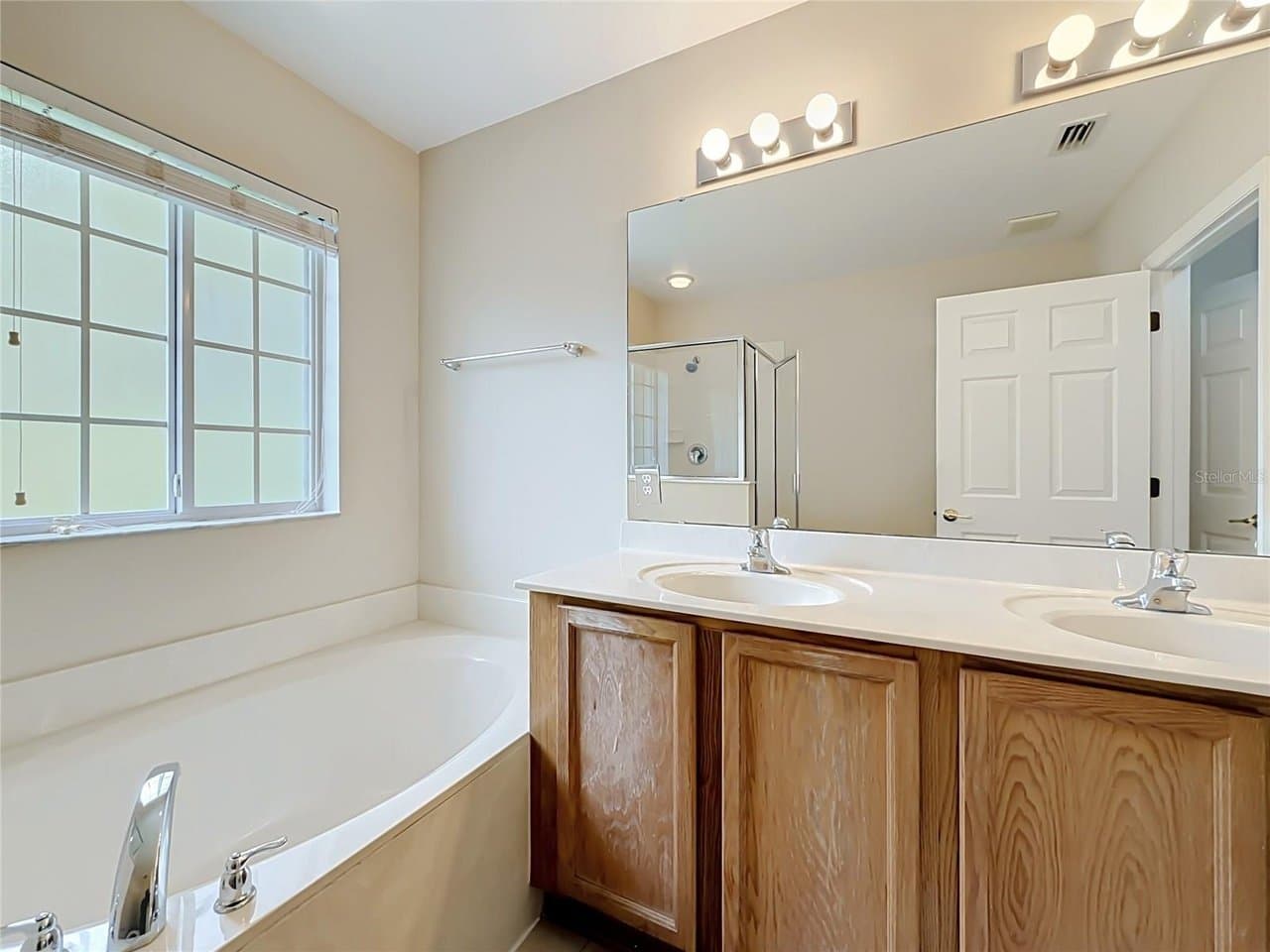 Orlando Townhome: 10703 Regent Square Dr