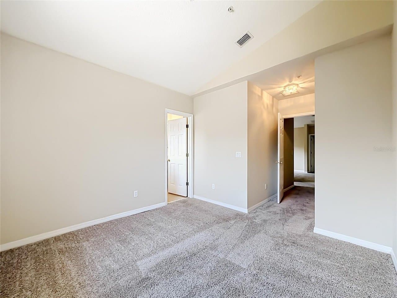 Orlando Townhome: 10703 Regent Square Dr
