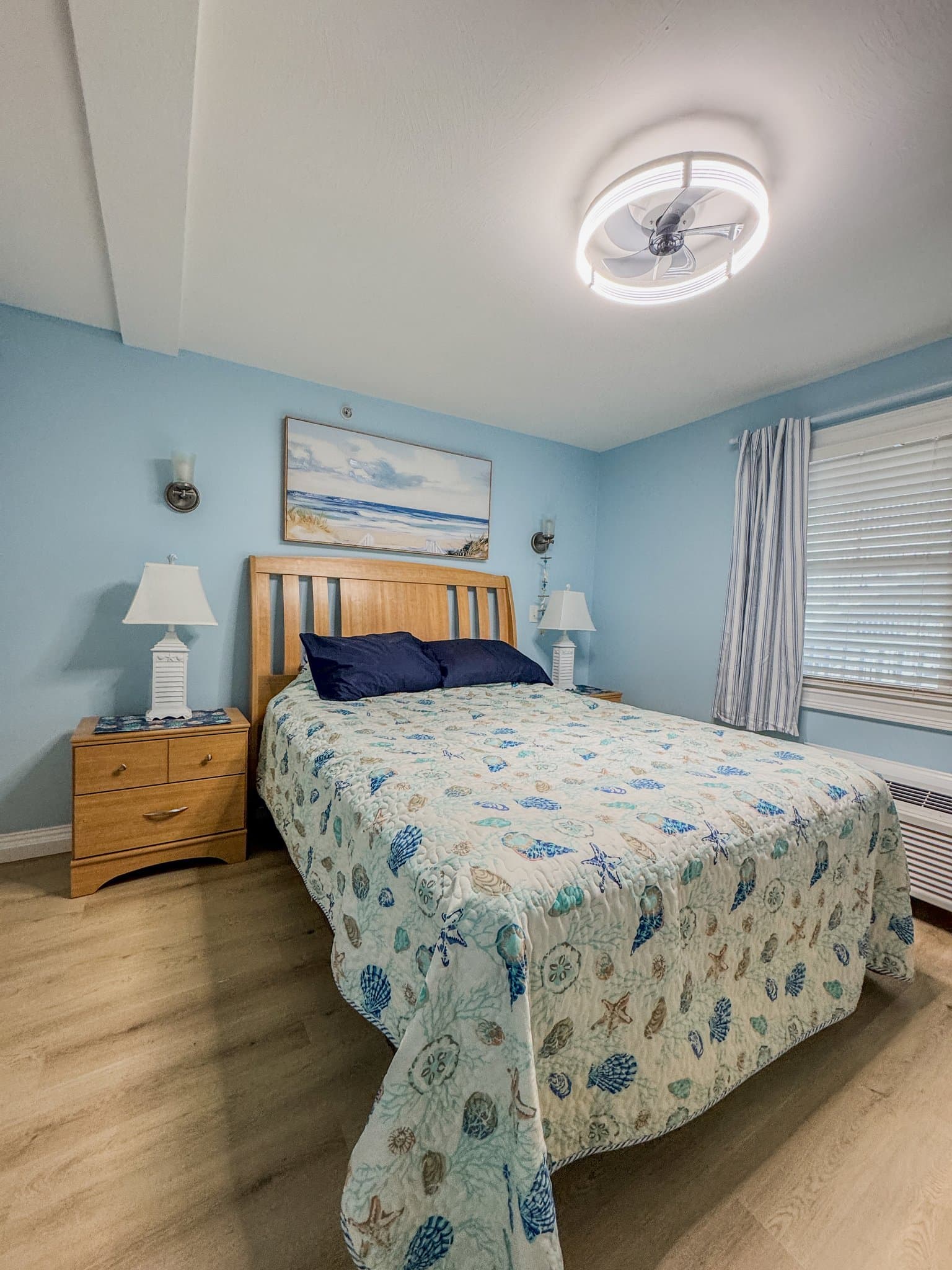 Hampton Condo: 18 Ocean Blvd