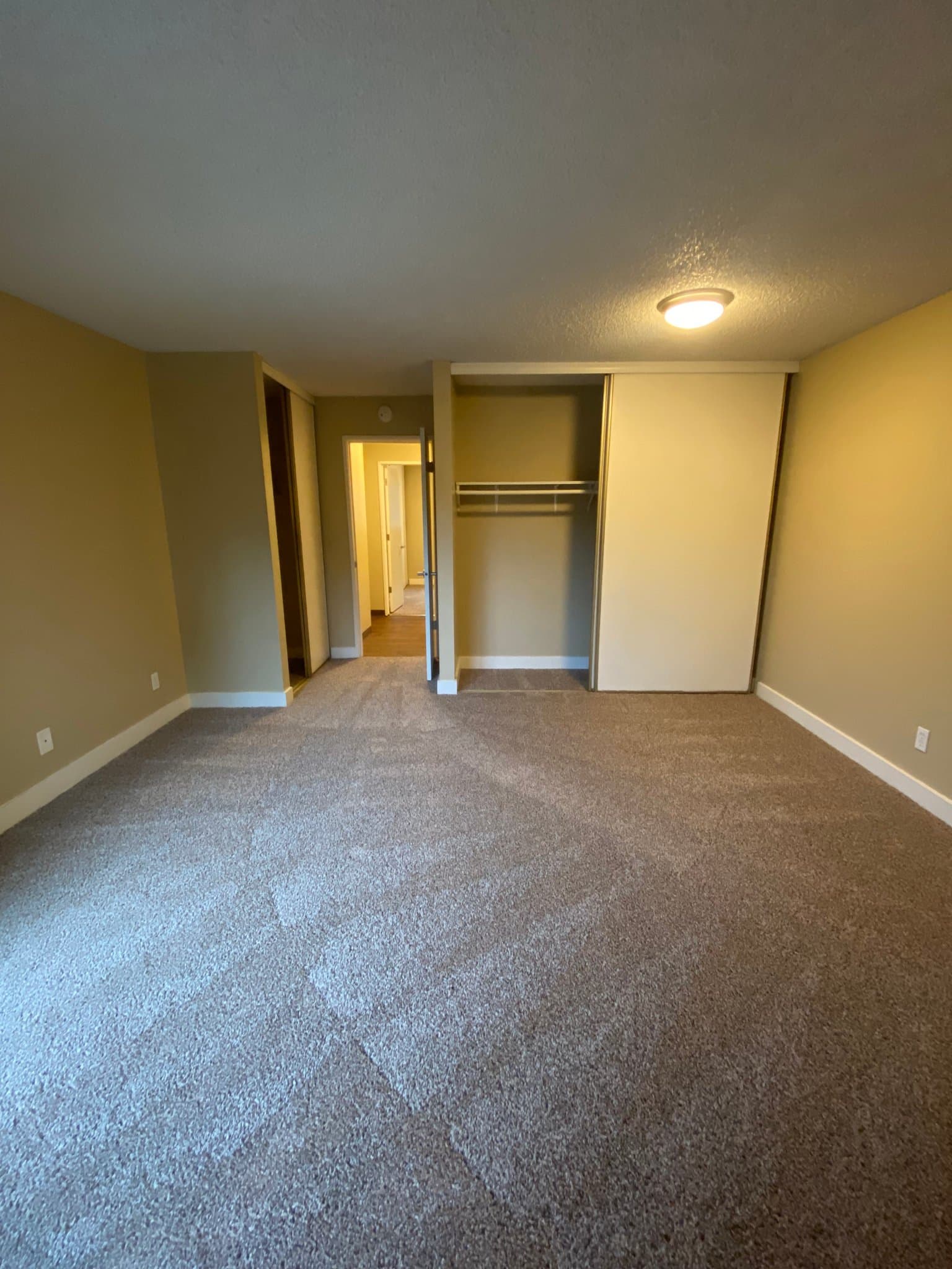 Portland Apartment: 8585 SW Canyon Ln