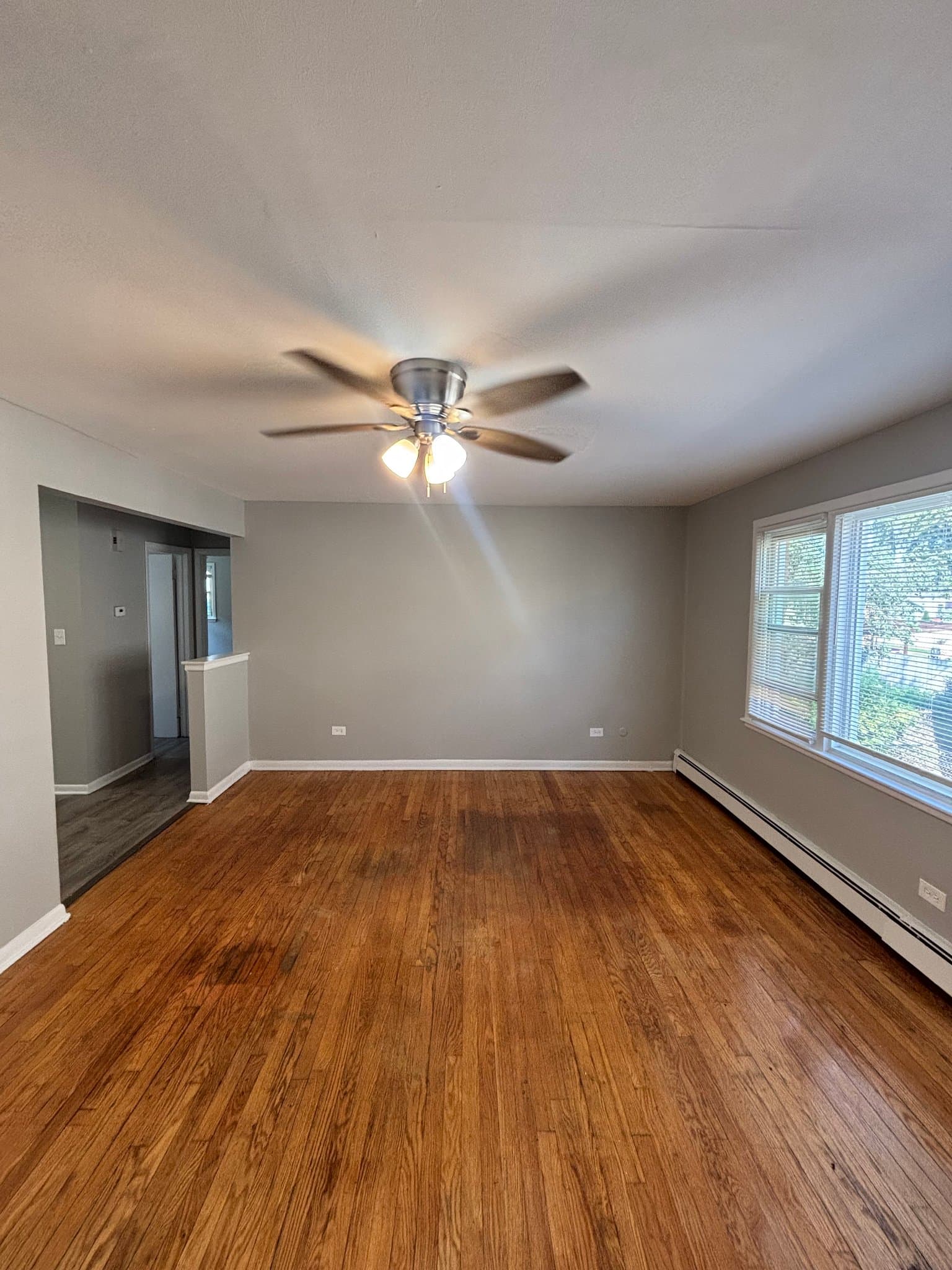 Blue Island Apartment: 2057-2068 W 135th Pl