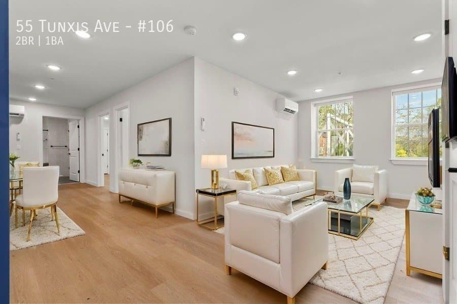 Bloomfield Apartment: 55 Tunxis Ave