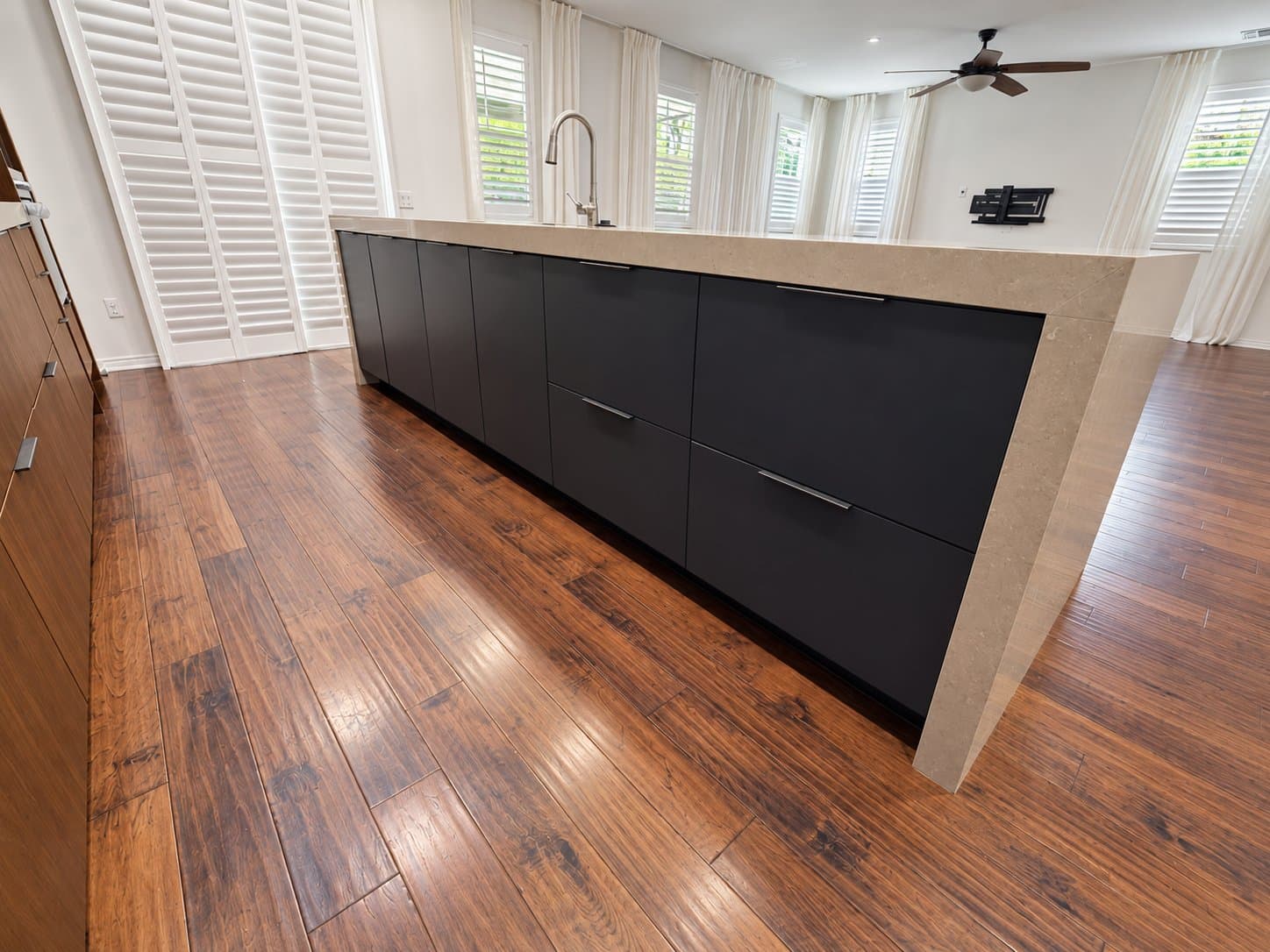 Fullerton House: 701 Tangelo Way
